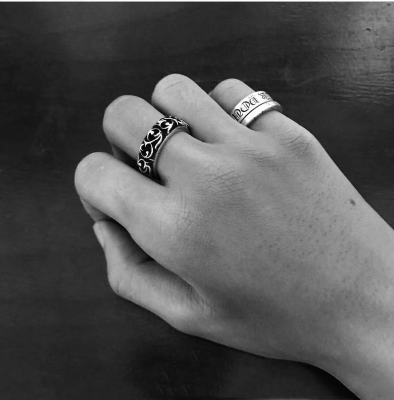 Chrome Hearts Eternity Vine Ring