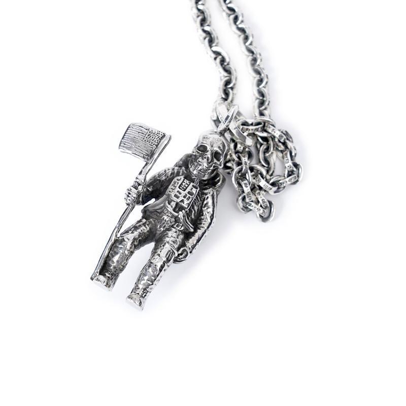 Foti Astronaut Pendant