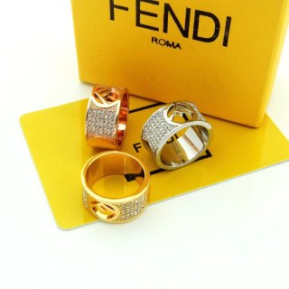 FENDI Pavé Spiral Embrace Ring