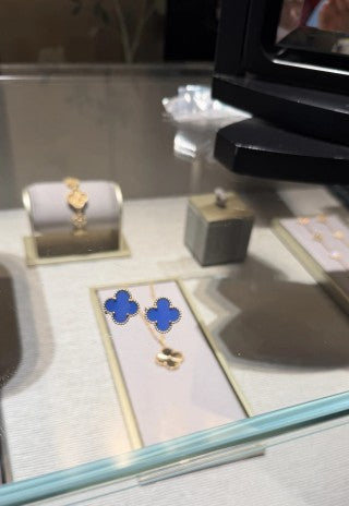 Van Cleef & Arpels High Jewelry Blue Agate Clover Earrings