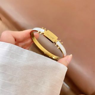CARTIER Eloria Signature Plate Bracelet