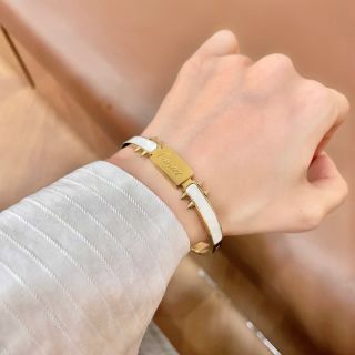 CARTIER Eloria Signature Plate Bracelet