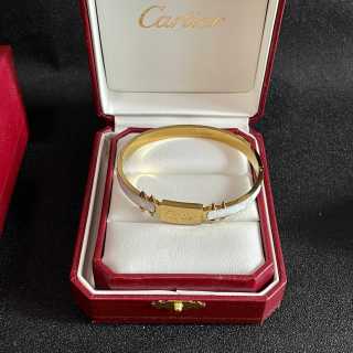 CARTIER Eloria Signature Plate Bracelet