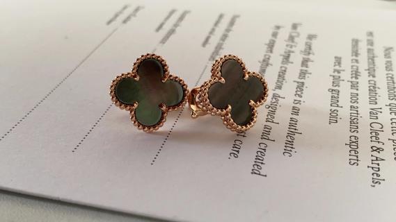Van Cleef & Arpels Rose Gold and Grey Mother-of-Pearl Clover Earrings
