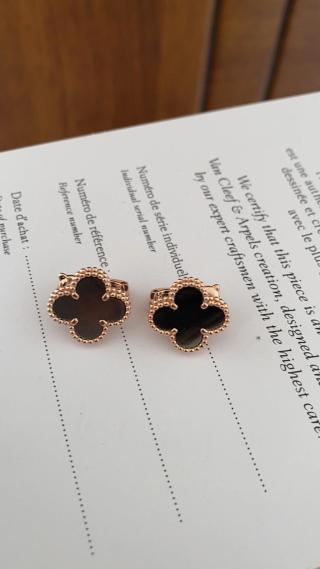 Van Cleef & Arpels Rose Gold and Grey Mother-of-Pearl Clover Earrings