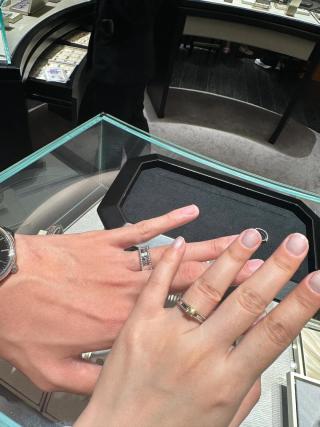 Van Cleef & Arpels Royal Crown Accent Ring