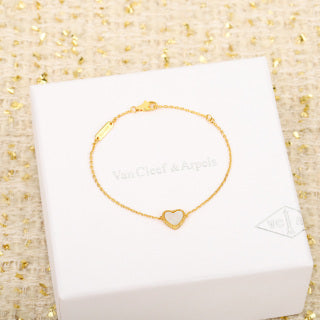 Van Cleef & Arpels Heartline Minimal Bracelet