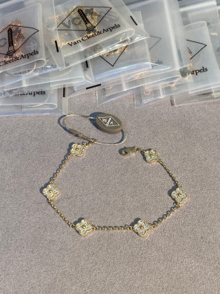 Van Cleef & Arpels Mini Frivole Bracelet, 6-Flower Motif, Full Diamond Set