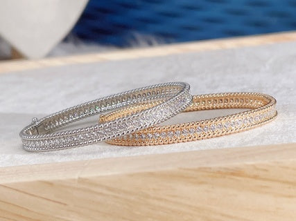 Van Cleef & Arpels Radiant Beadline Bangle