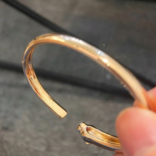 CARTIER Azelle Panther Sculpted Bangle