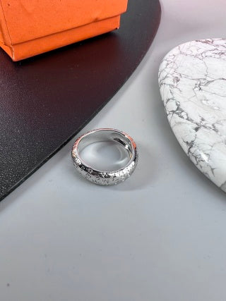 Hermès Éclat Spiral Pavé Ring