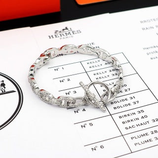 Hermès Chaine d’Ancre Pavé Oval Link Bracelet