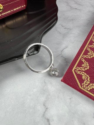 Cartier Amara Solitaire Charm Ring