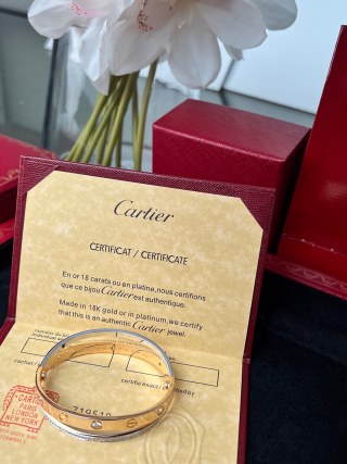 Cartier Love Entrelacé Pavé Crossover Bracelet