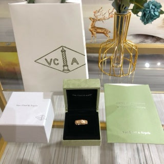 Van Cleef & Arpels Golden Blossom Slim Band Ring