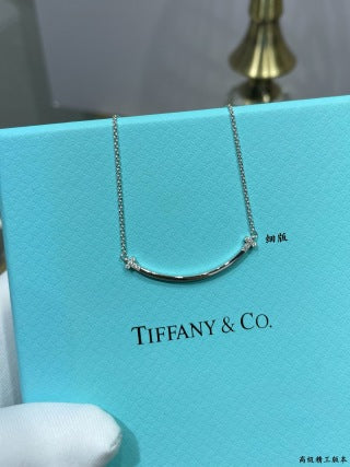Tiffany T Smile necklace (slim version) with diamonds on both sides