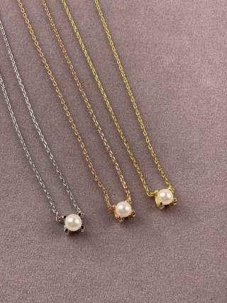 Cartier pearl and horn necklace