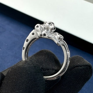 Cartier Smooth-Finish Leopard-Motif Ring
