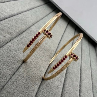 Cartier Juste un Clou bracelet with pink diamonds at the head and tip