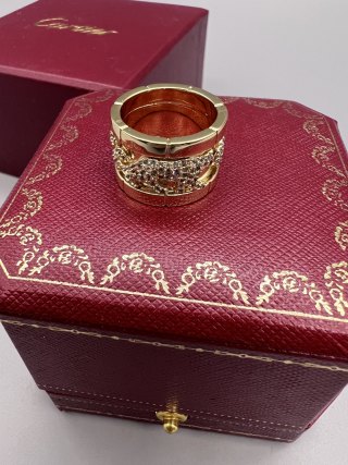 Cartier Veloria Pavé Heritage Band Ring