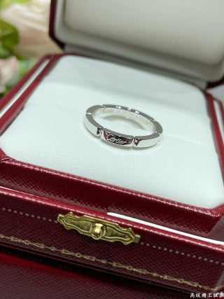 Cartier Panthère de Cartier ring in yellow gold with seven-segment design