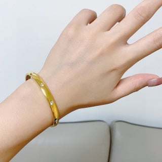Cartier Lumière Trio Diamond Bangle Set
