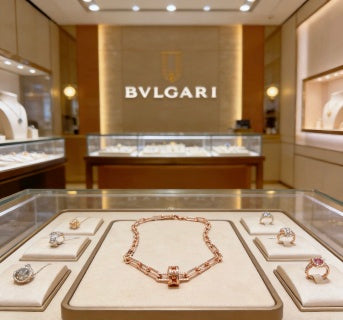 Bvlgari Rose Gold Geometric Link Necklace – Elegant Luxury Jewelry