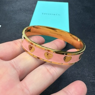 TIFFANY & CO. Diamond-Set Heart Bracelet (Medium)