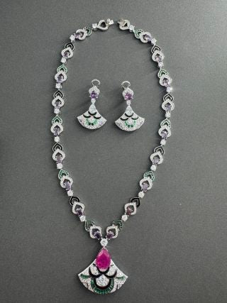 Bvlgari Ruby Fan Gemstone Necklace – Elegant Luxury Jewelry