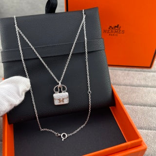 Hermès Kelly Lock Pavé Pendant Necklace
