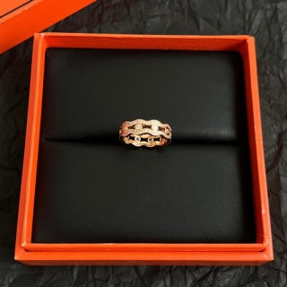 Hermès Éclat Pavé Wave Band Ring