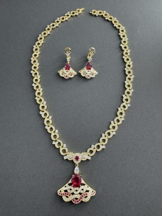 Bvlgari Ruby Fan Pendant Necklace – Elegant Luxury Fine Jewelry