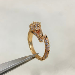 Cartier Panthère Éclat Sculptural Open Ring