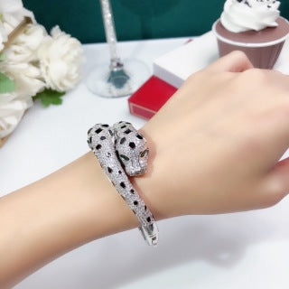 Panthère de Cartier panther-motif bracelet