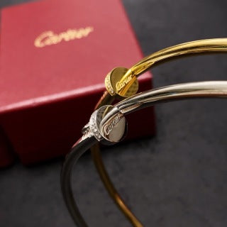 Cartier Clou Élancé Sculptural Necklace