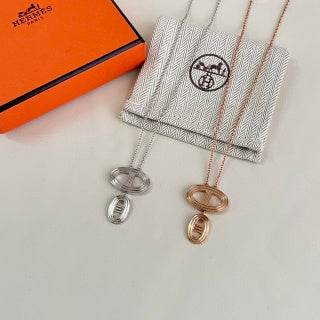 Hermès Chaine d’Ancre Double Oval Drop Pendant Necklace