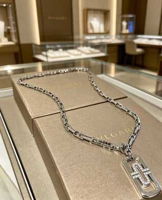 Bvlgari Silver Geometric Pendant Chain Necklace – Elegant Luxury Jewelry