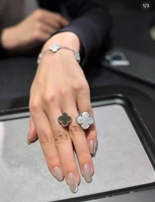 Van Cleef & Arpels Grey Mother-of-Pearl Double-Flower Open Ring