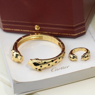 Cartier Panthère Éclat Open Bangle Bracelet