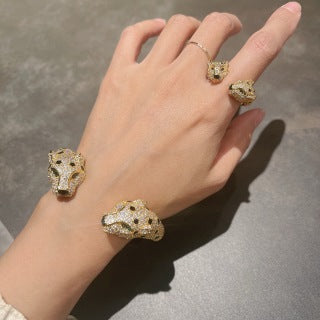 Cartier Panthère Majestique Pavé Open Bracelet