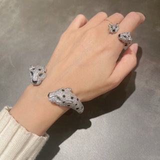 Cartier Panthère Majestique Pavé Open Bracelet