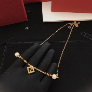 FENDI Pearl O’Lock Charm Chain Necklace