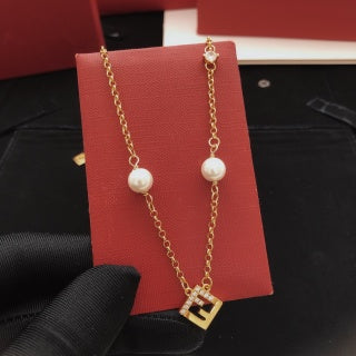 FENDI Pearl O’Lock Charm Chain Necklace