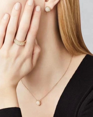 Van Cleef & Arpels Luminous Halo Pendant Necklace