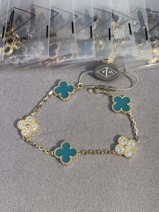 Van Cleef & Arpels Alhambra 5-Motif Bracelet in Turquoise and Diamonds