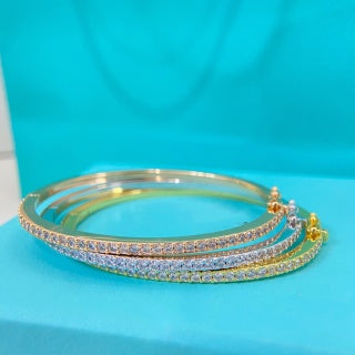 Cartier Étoile Radiance Slim Pavé Bangle