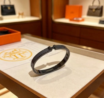 Hermès H D’Ancre Slim Cuff Bracelet