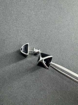 Hermès Minimalist Geometric Enamel Stud Earrings