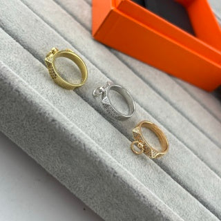 Hermès Kelly Twisted Pavé Ring