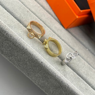 Hermès Kelly Oval Pavé Link Ring